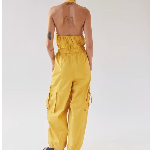 Urban outfitters Zola halter jumpsuit - Picture 2 of 2